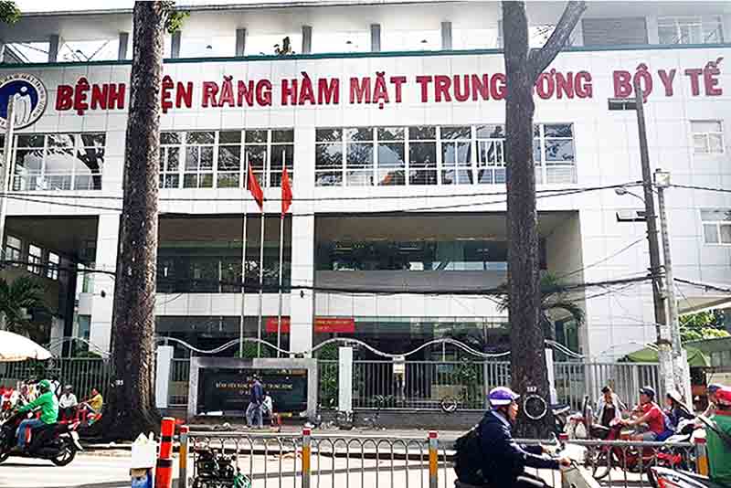 Răng Hàm Mặt Trung Ương - Địa chỉ nhổ răng khôn không ê buốt