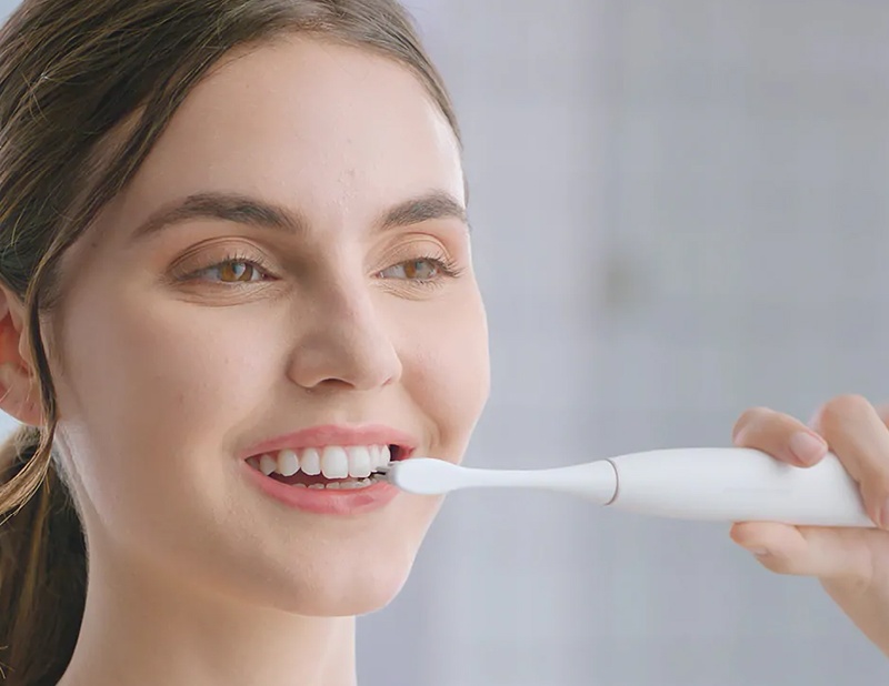 Vệ sinh răng miệng đúng cách để bảo vệ sức khỏe răng miệng